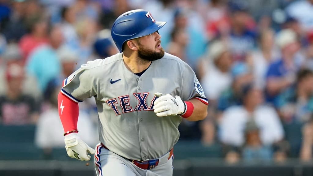 Rangers vs Cardinals: Runs are Fun