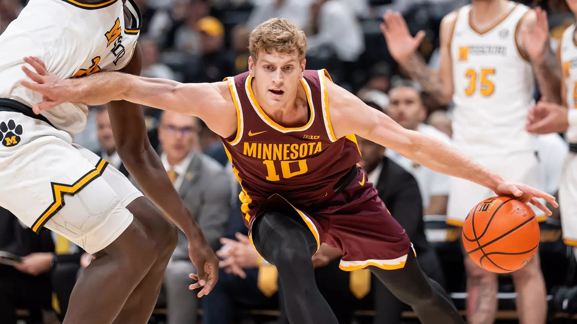 Baylor vs Minnesota: How to Make Money Betting This CBB Game on Wednesday Night